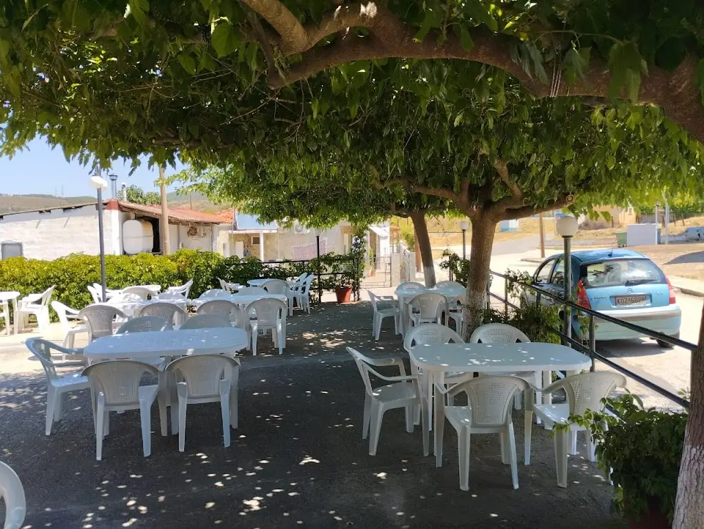 Ταβέρνα ο Γιάννης Restaurant in Maroneia-Sapes