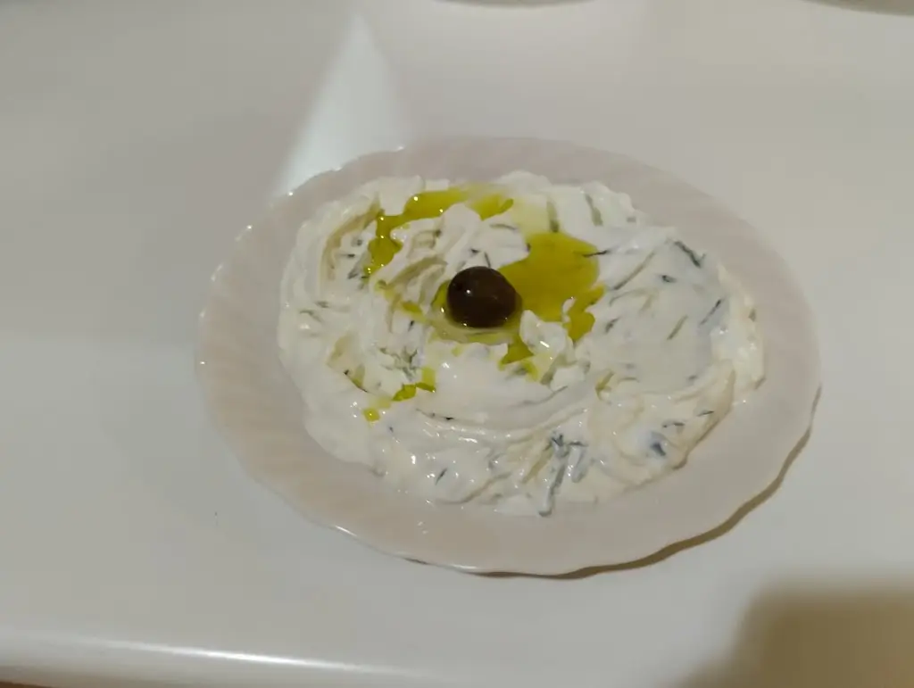 Ταβέρνα ο Γιάννης_Maroneia-Sapes_slider_image_2