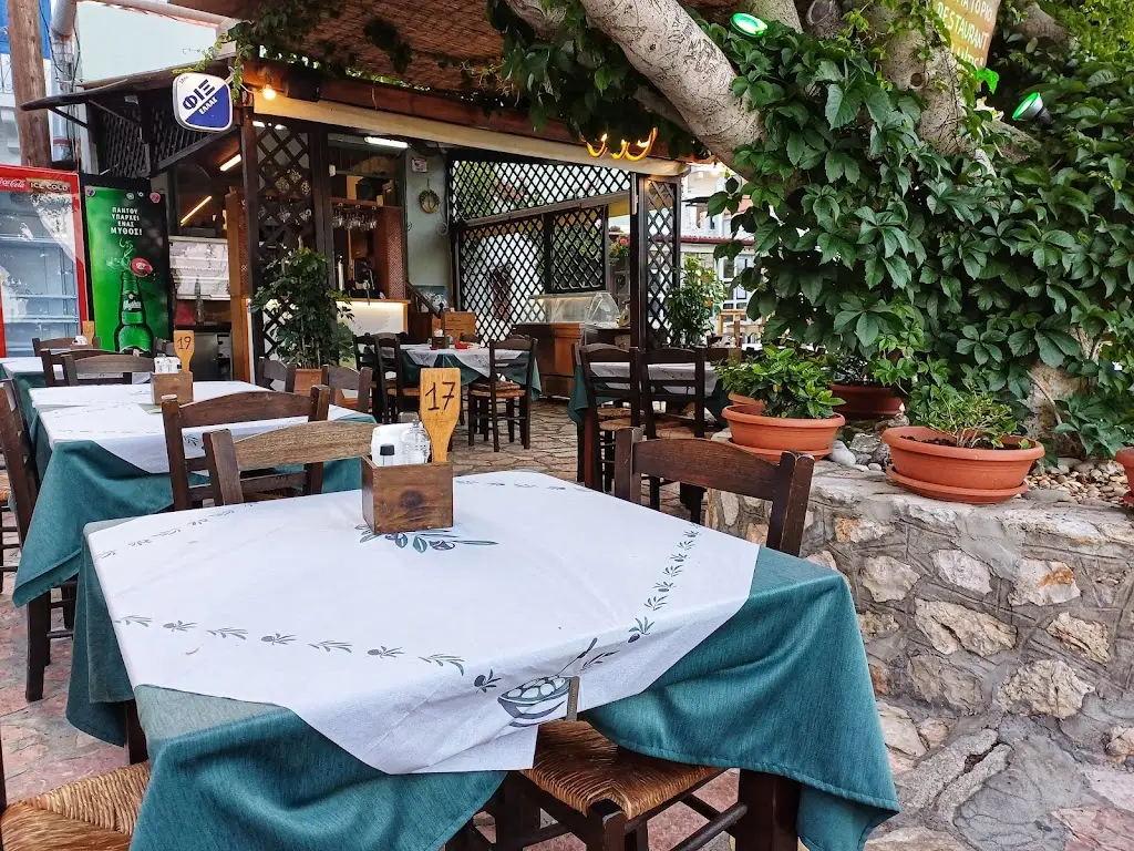 Valantis Restaurant Restaurant in Chalkiádes