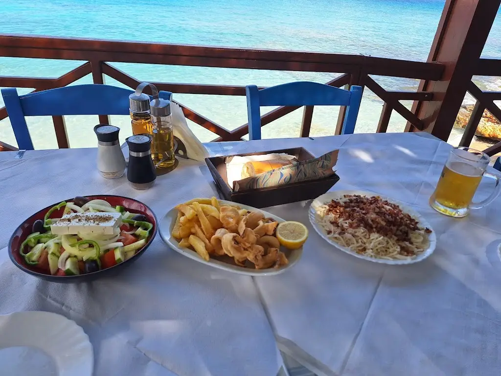 Ftenagia Beach Restaurant_Chalkiádes_slider_image_3