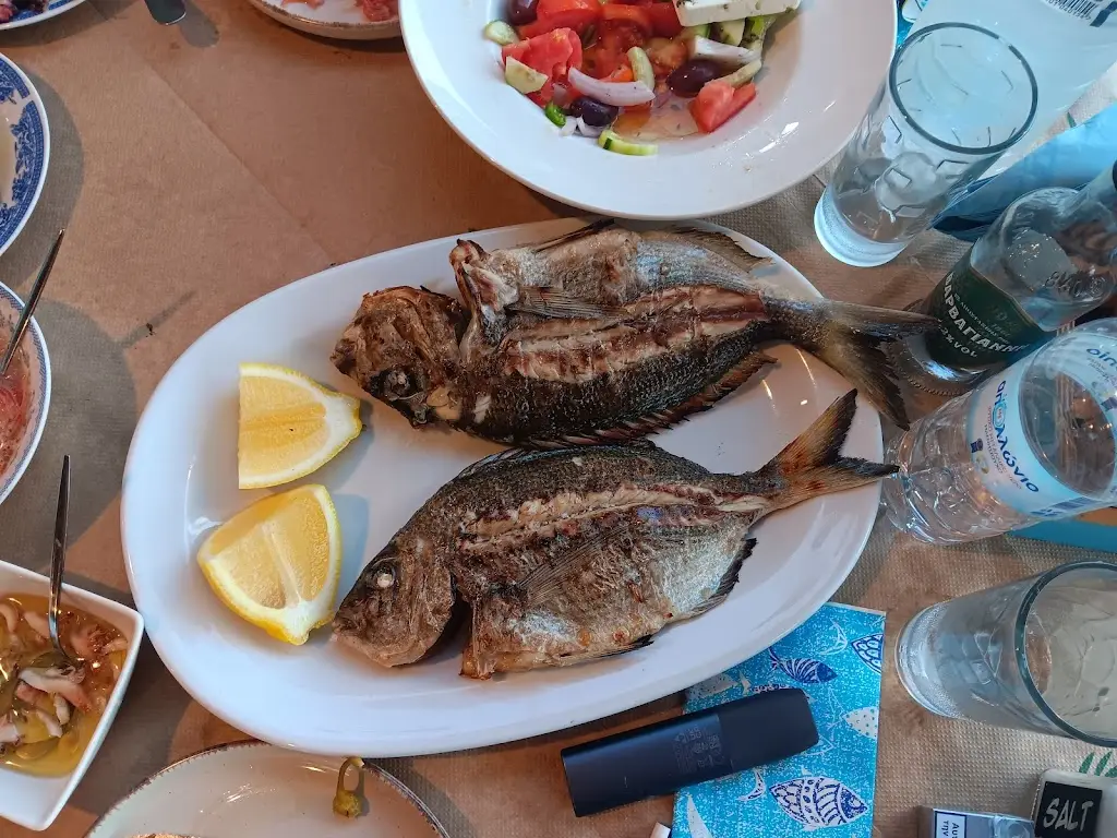 Kifi Grill Restaurant_Chalkiádes_slider_image_3