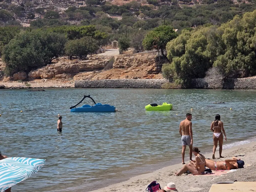 Anthony Frankland_Nick’s Taverna_Chalkiádes_recensione