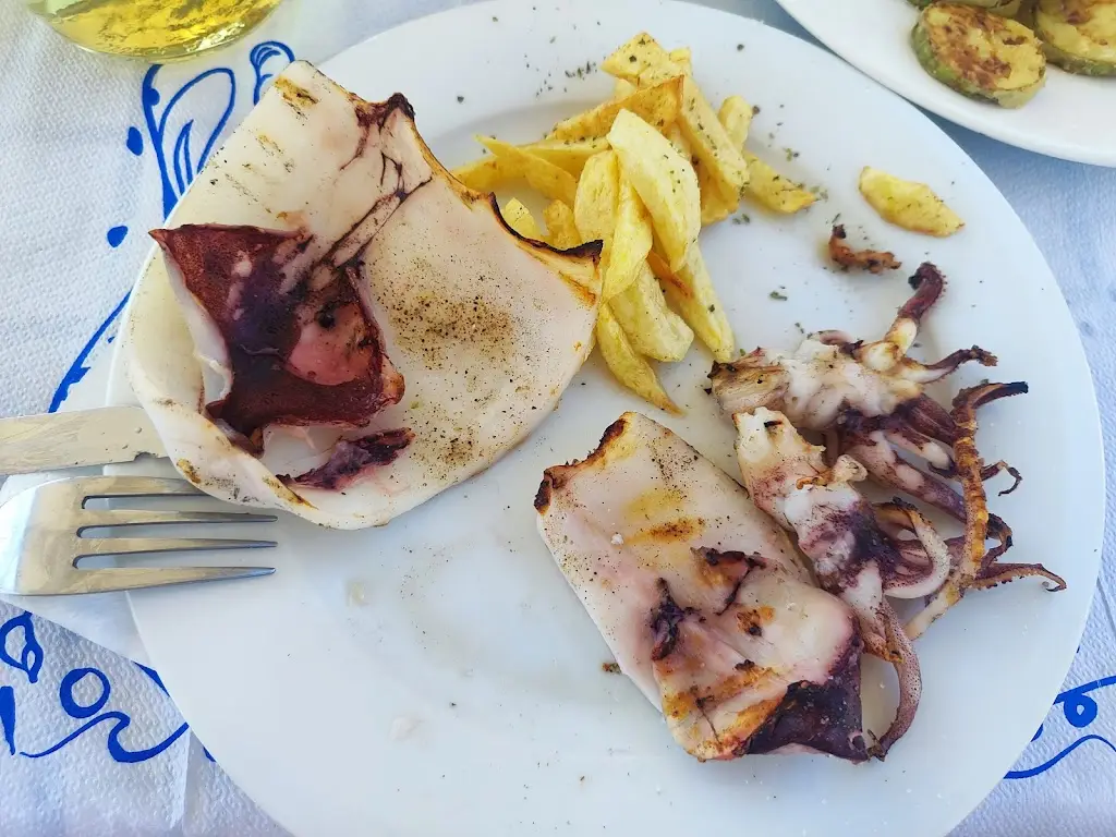 Monica Ruseva_Ψαροταβέρνα ο Κάβος_Agía Kyriakí_review