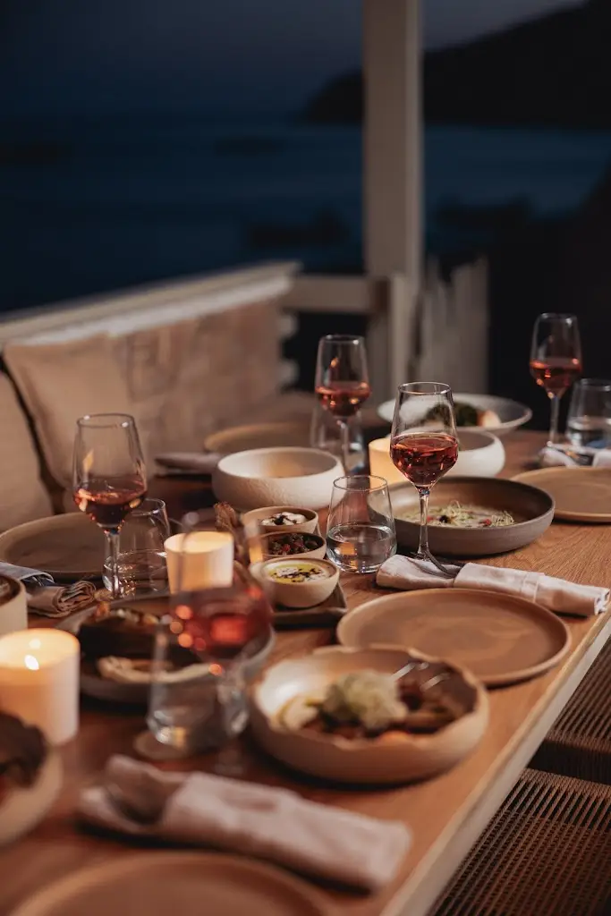 Sirocco Volcanic Restaurant_Agía Kyriakí_slider_image_3