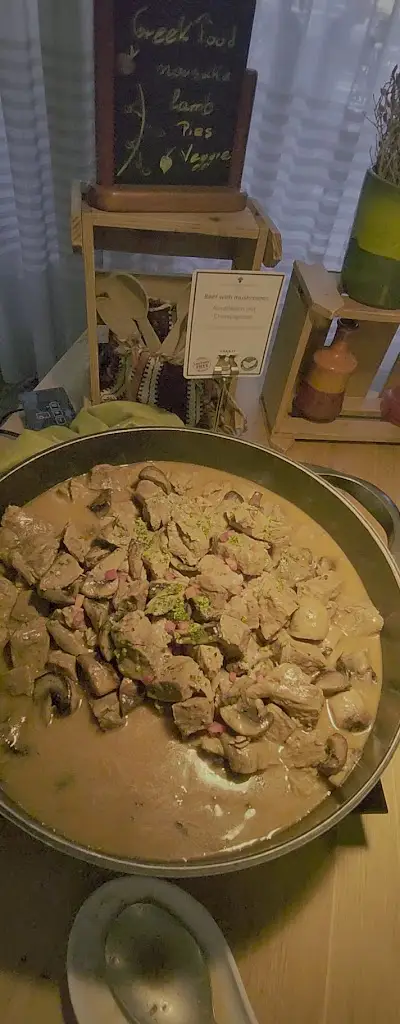 Калоян Петров_Amalthea Restaurant, Buffet_Agía Kyriakí_review