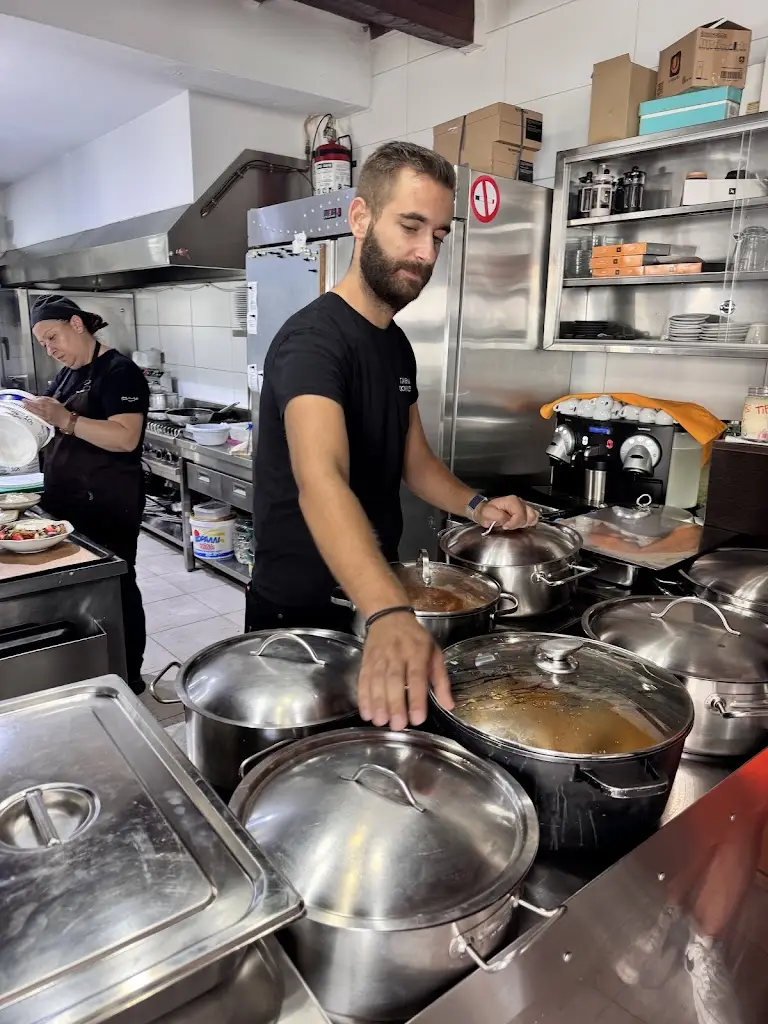 Andrei K._Taverna Dionyssos_Agía Kyriakí_Bewertung