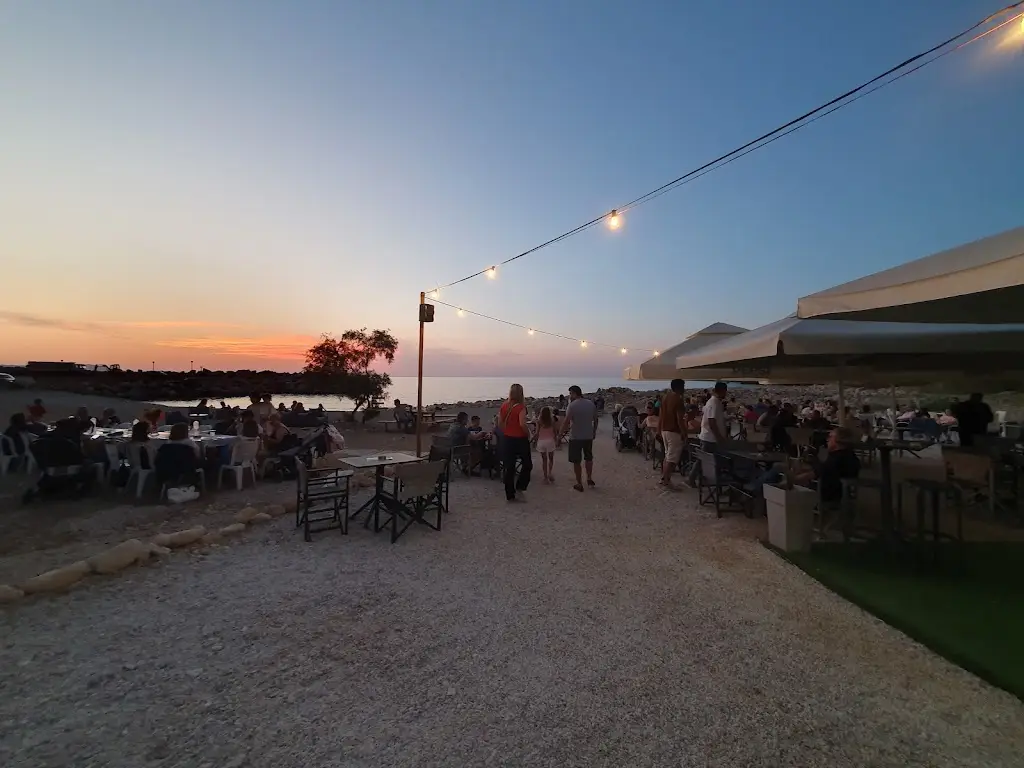 Αγία Κυριακή Καντίνα_Agía Kyriakí_slider_image_2