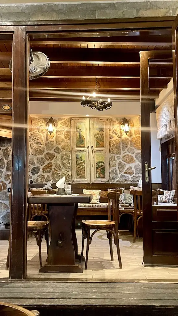 Metsovitiki Folia_Ioánnina_slider_image_3