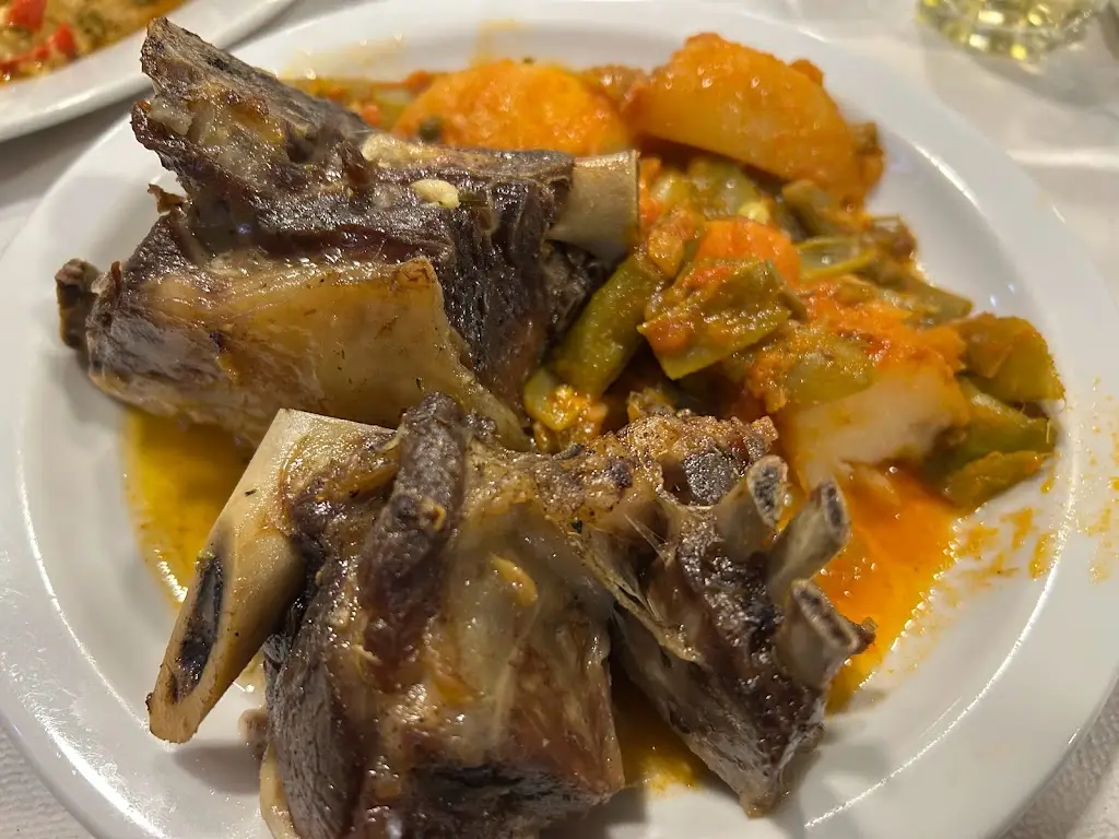 brent kinder_Fysa Roufa_Ioánnina_recensione