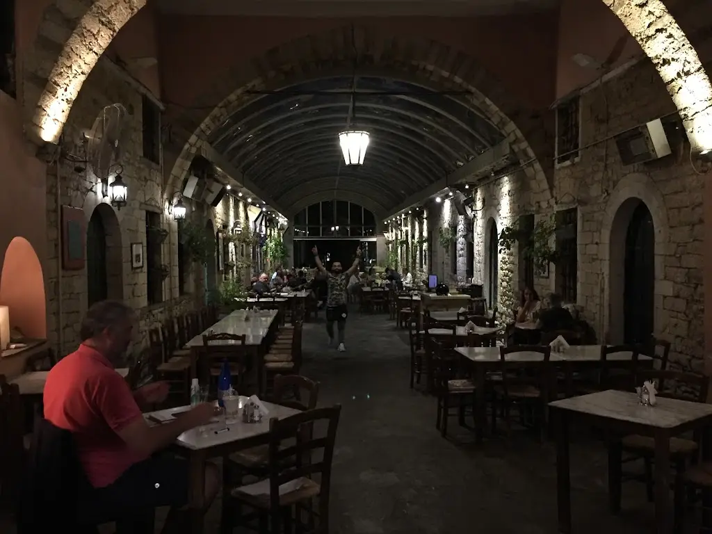 V R_Stoa Louli_Ioánnina_avis