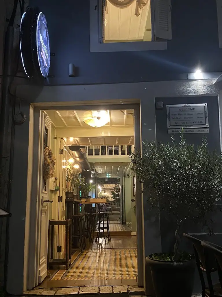 PRESVEIA Restaurant Meze_Ioánnina_slider_image_3