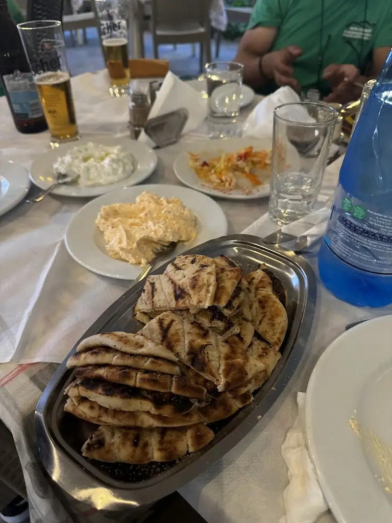 gt v gt v_Το Παραδοσιακό_Kardamítsia_Bewertung