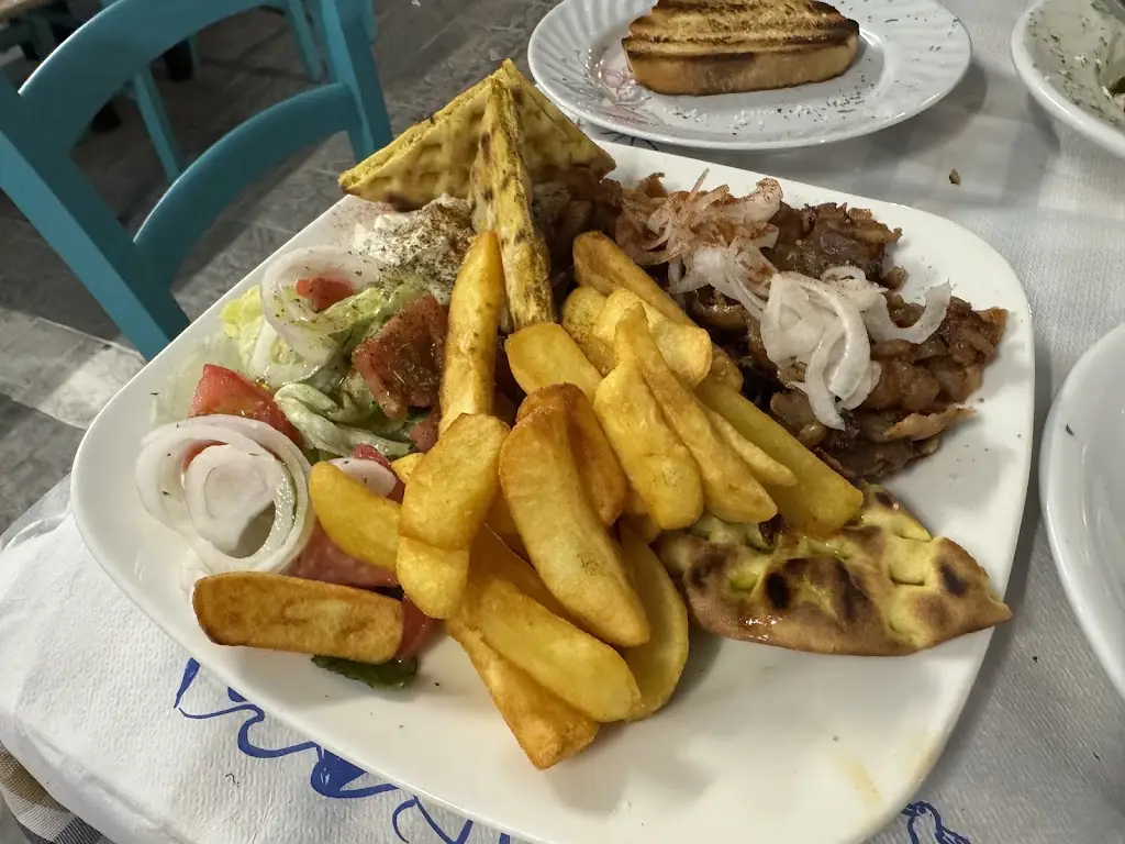 Timos Taverna_Igoumenítsa_slider_image_2