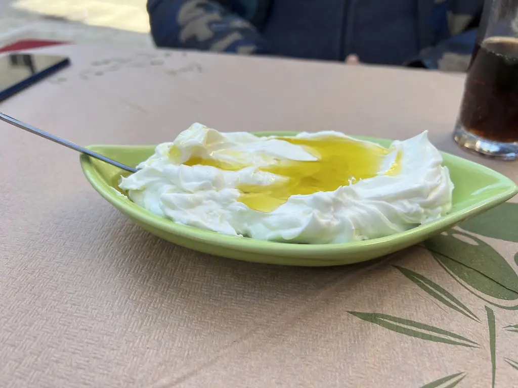 Neil Darler_Ψησταριά Οι Μπολίτσες_Igoumenítsa_review