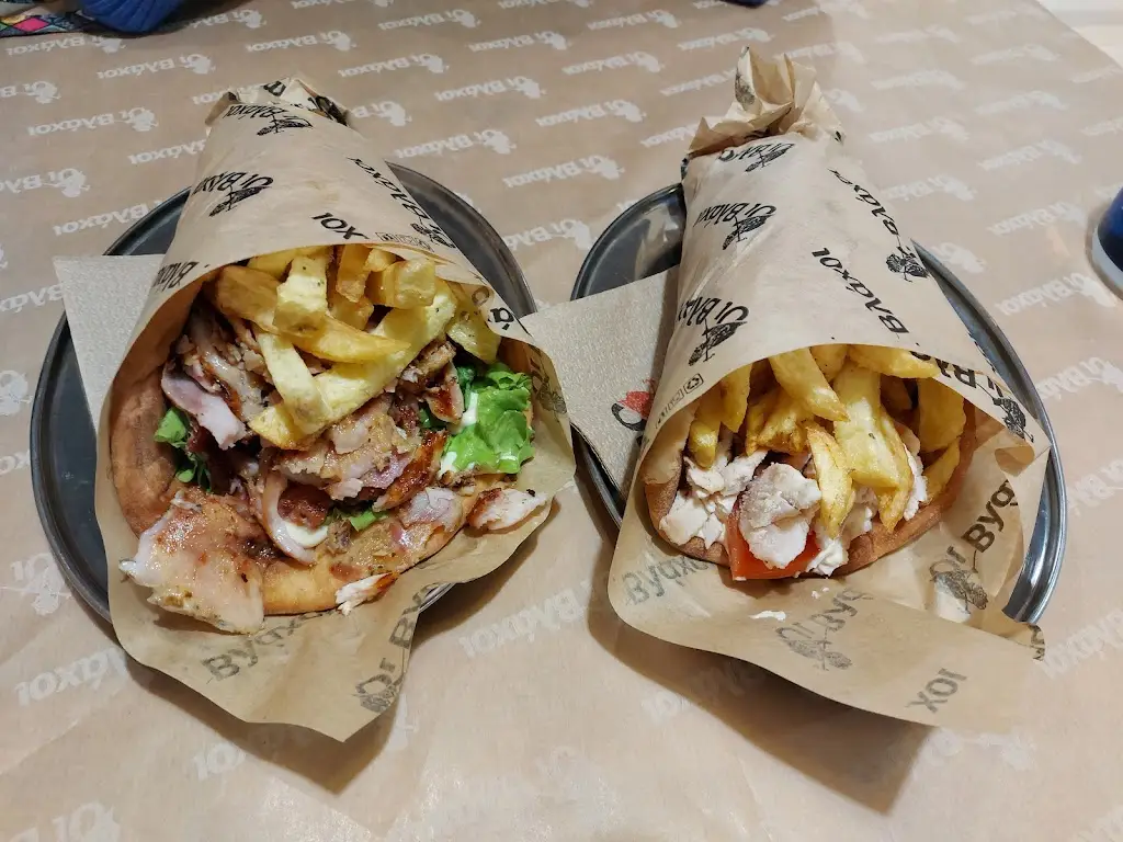 Paul Dawg_Οι Βλάχοι_Igoumenítsa_reseña