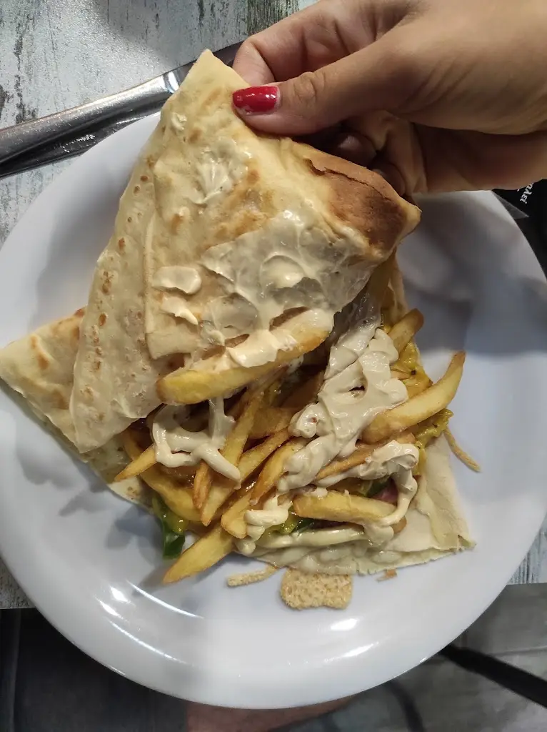 Milos Ivankovic_Popeye Creperie_Igoumenítsa_Bewertung