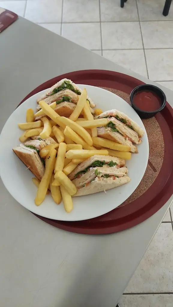 Menü_Γύροφωλιά Ηγουμενίτσα_Igoumenítsa_Bild_8