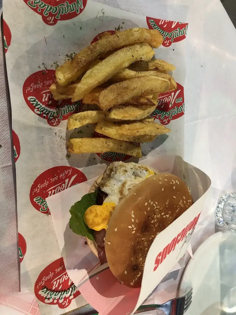 Kristina Doko_Steakhouse Uncle_Igoumenítsa_avis