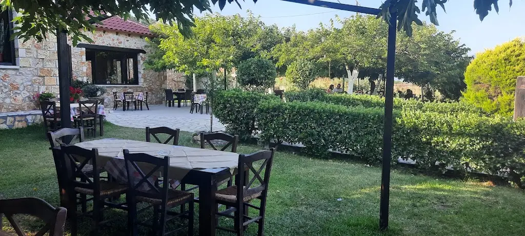 Taverna Alonaki_Kanaláki_slider_image_1