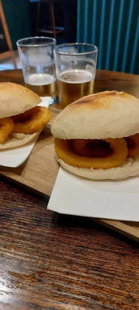 Menü_Tasty Stories *The Burger House*_Kamaterón_Bild_4