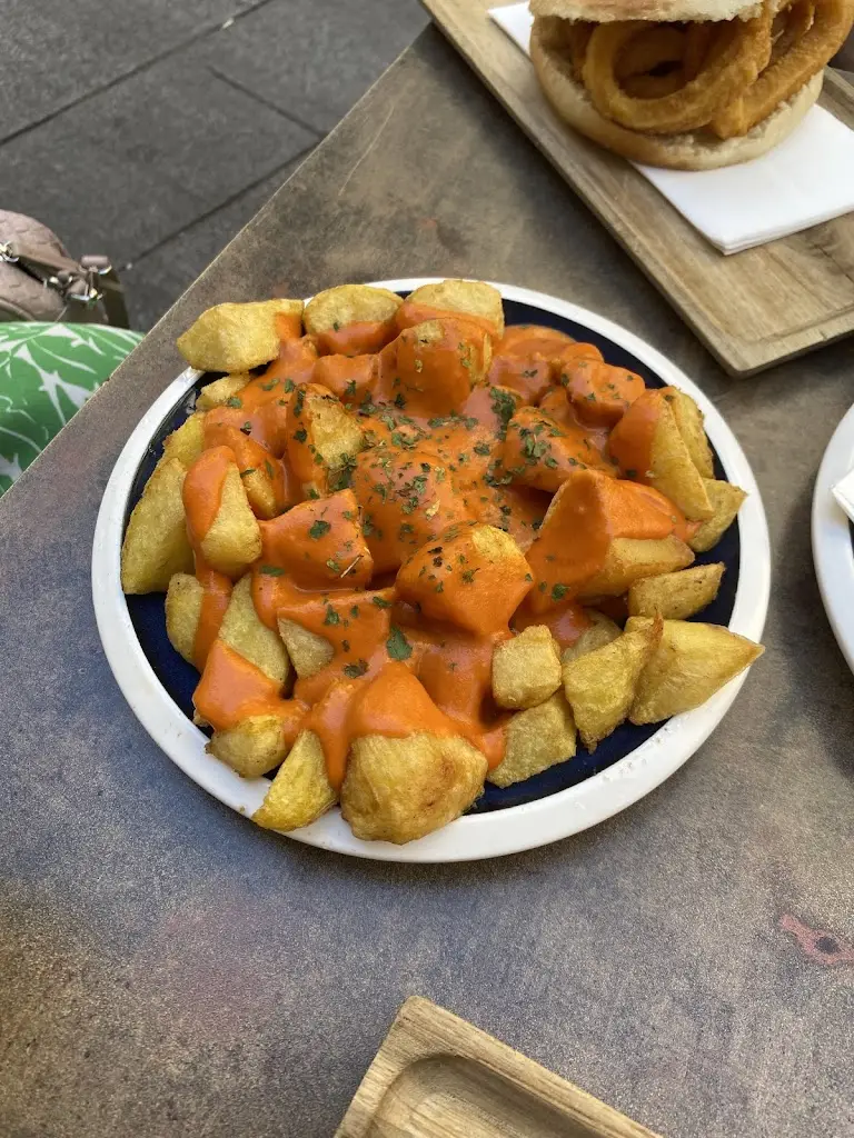 Menü_Tasty Stories *The Burger House*_Kamaterón_Bild_7