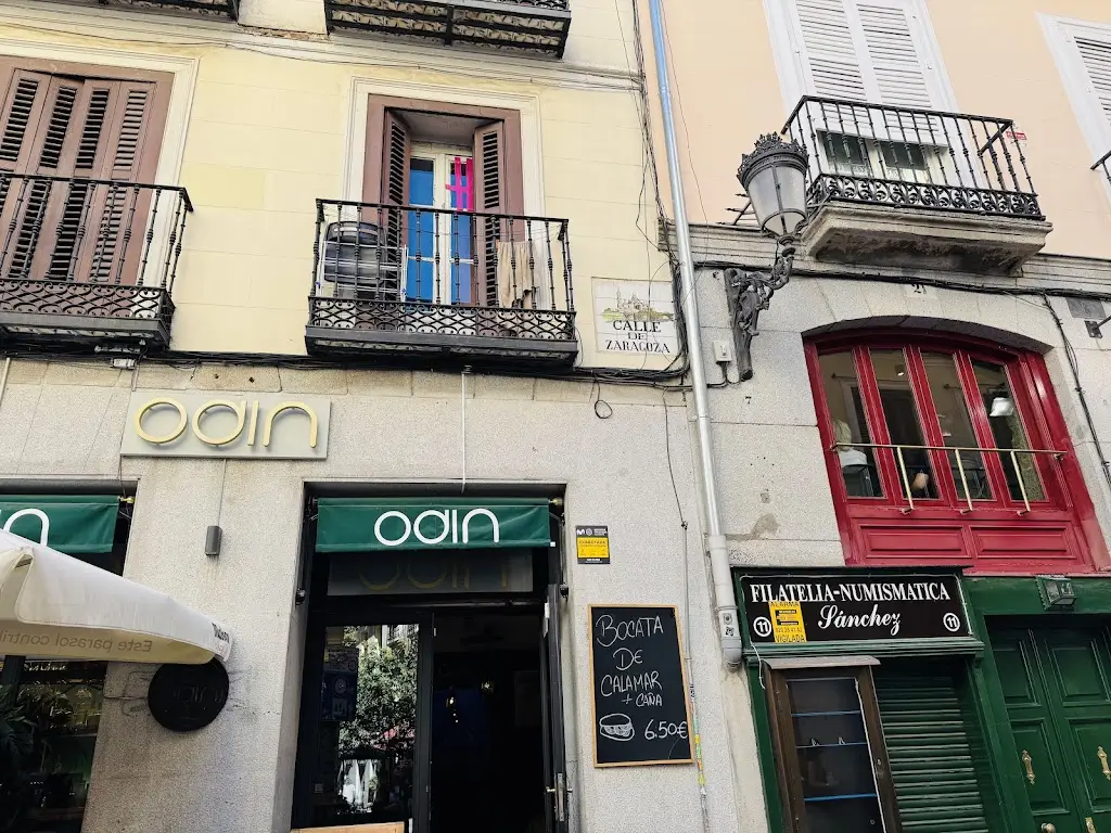 Tasty Stories *The Burger House*_Kamaterón_slider_image_3