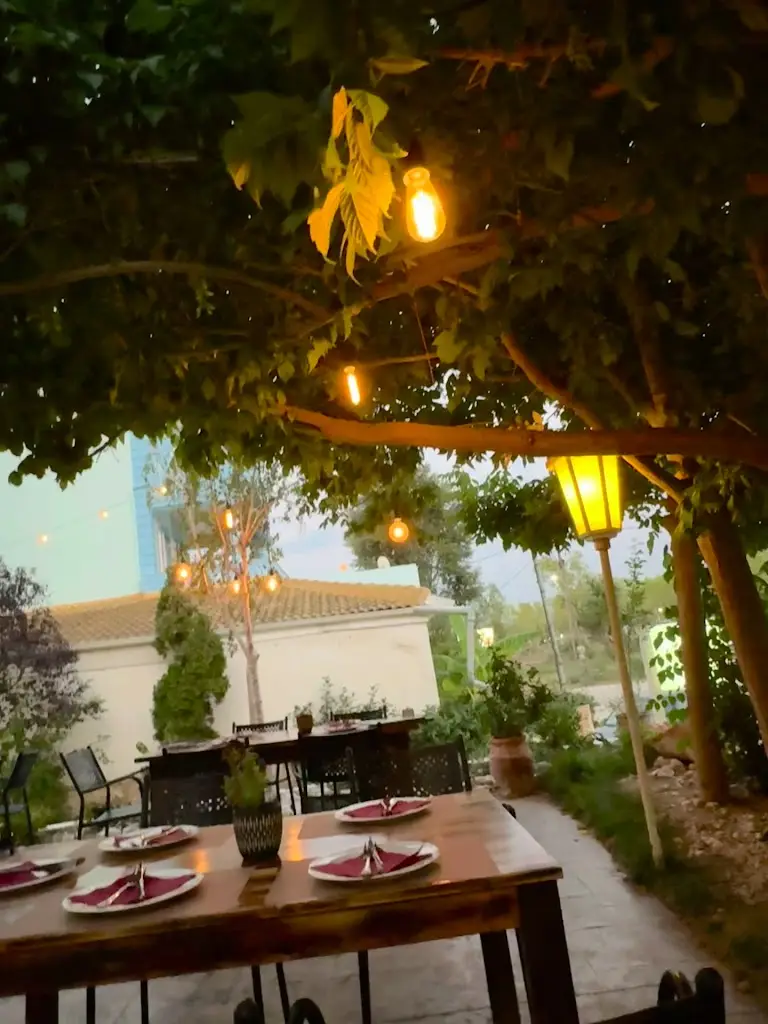 Roxani Restaurant Εστιατόριο Ρωξάνη_Kanaláki_slider_image_2