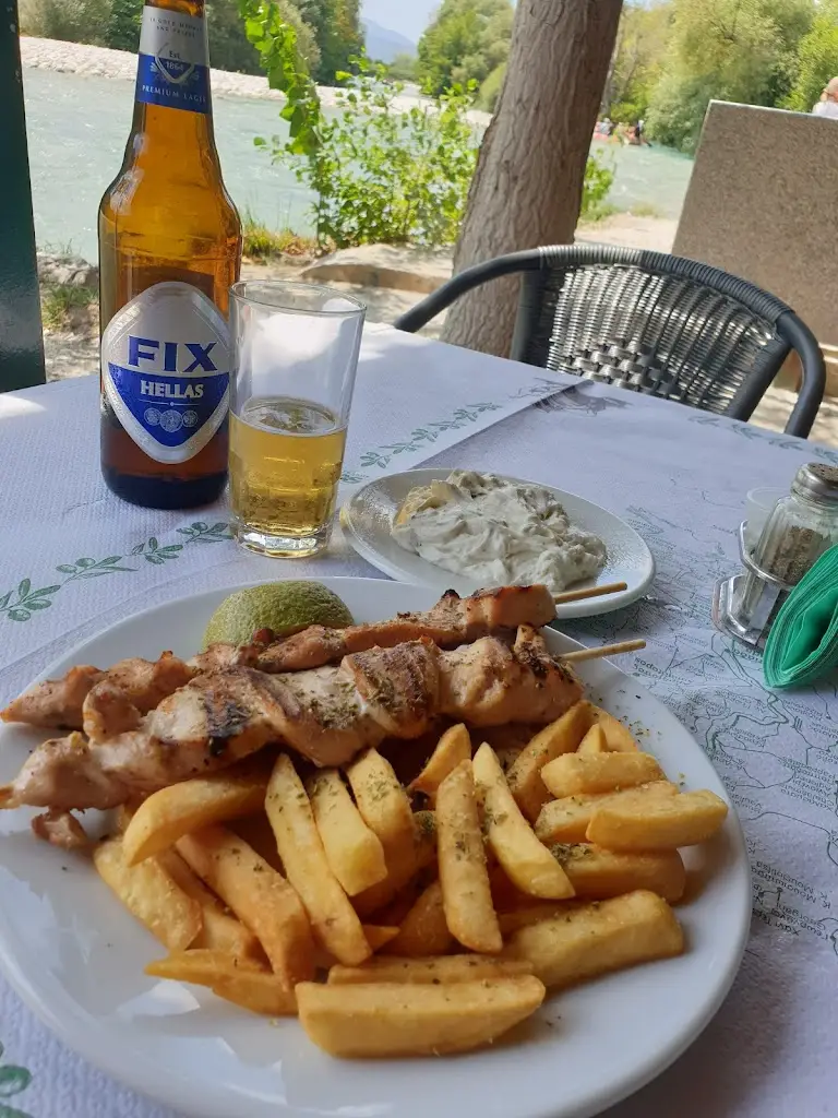 Stefan_Restaurant Acheron Springs-Markou Ilias_Kanaláki_review