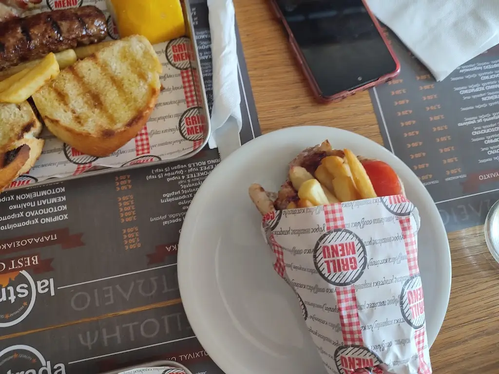 MINVAS ELGR_LA STRADA Street 209_Kamaterón_Bewertung