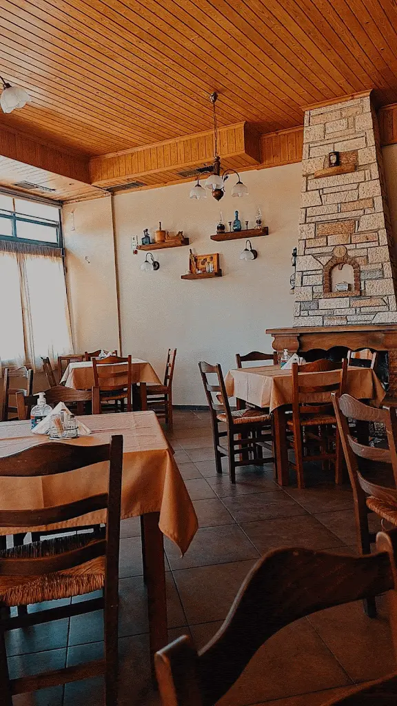 Η Στάση των Αγγέλων Restaurant in Kostakioí
