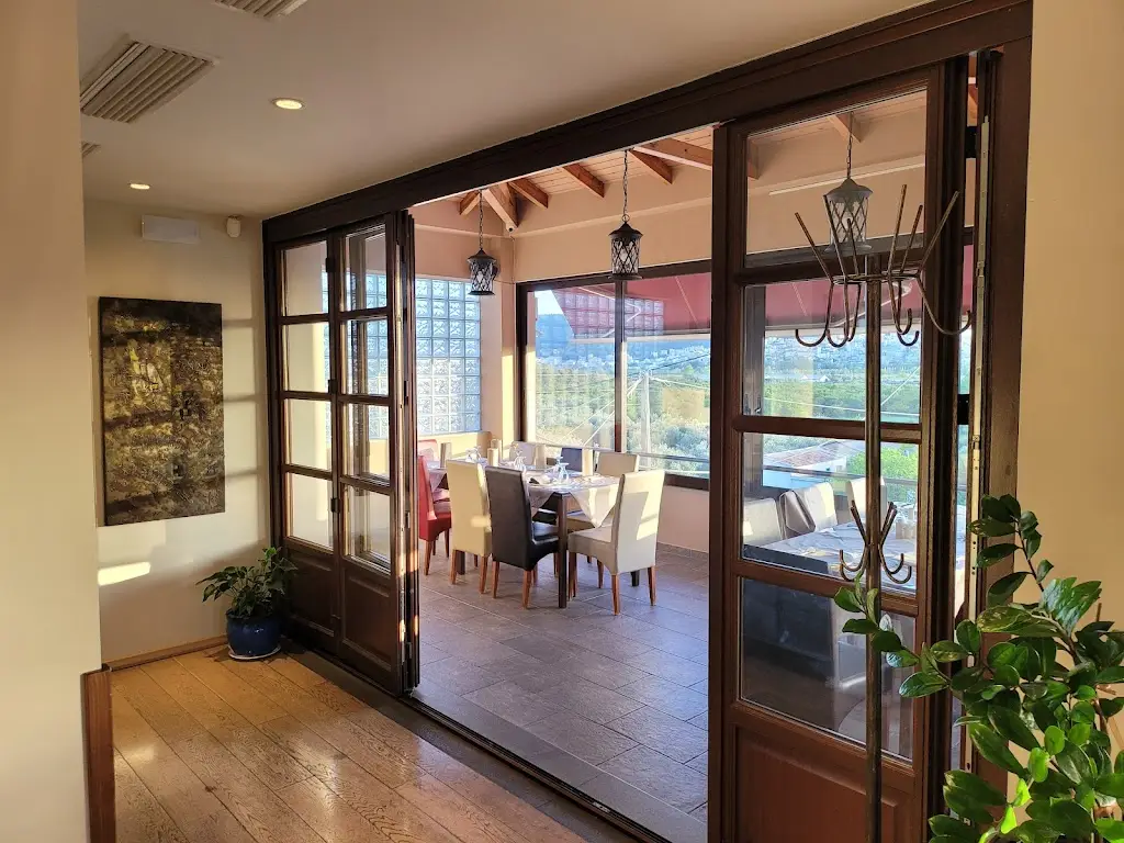 dimaxin70_Mpachari & Julia Premium Olive Oil_Kostakioí_Bewertung