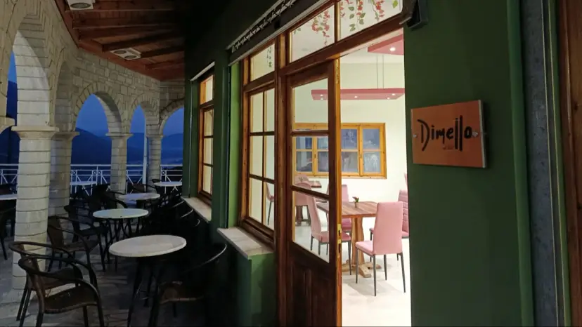 Cafe Bar Restaurant Μαυροδρακος_Kónitsa_slider_image_1