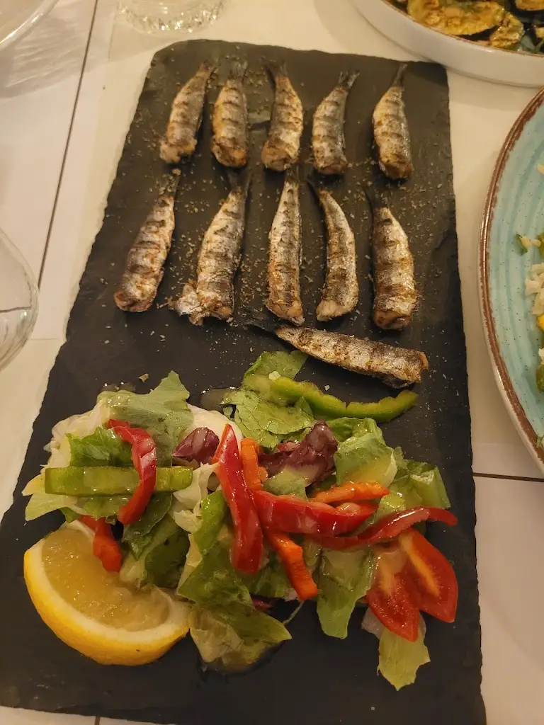 Dmitriy Ivanchenko_Frigano_Neochóri_review