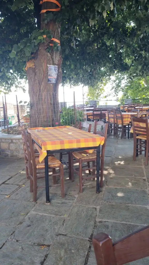 Giannis O Germanos_Neochóri_slider_image_2