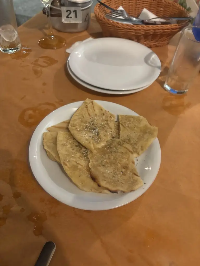 Rosen Kaymakchiev_Niohori Restaurant_Neochóri_Bewertung