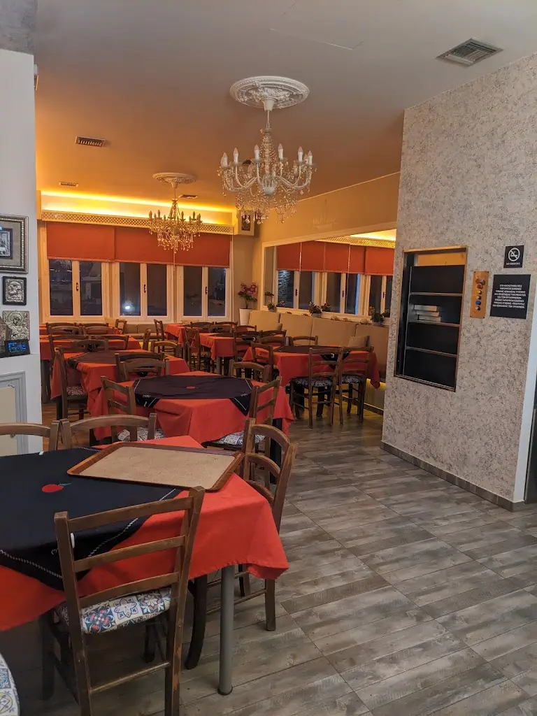 Dimitrys Meliates_Μήλο Νεοχώρι_Neochóri_Bewertung