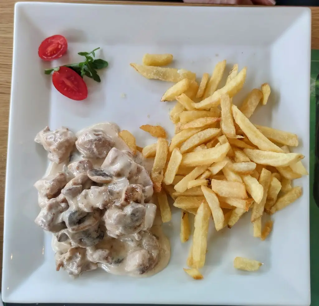 MantzatoGrillHouse_Neochorópoulo_slider_image_3