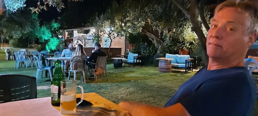 Ciska Boshart_Vamos_Néos Oropós_Bewertung