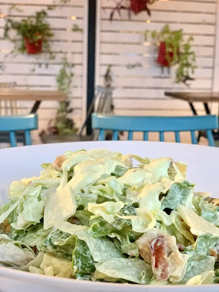 Chaplin snack bar_Néos Oropós_slider_image_2