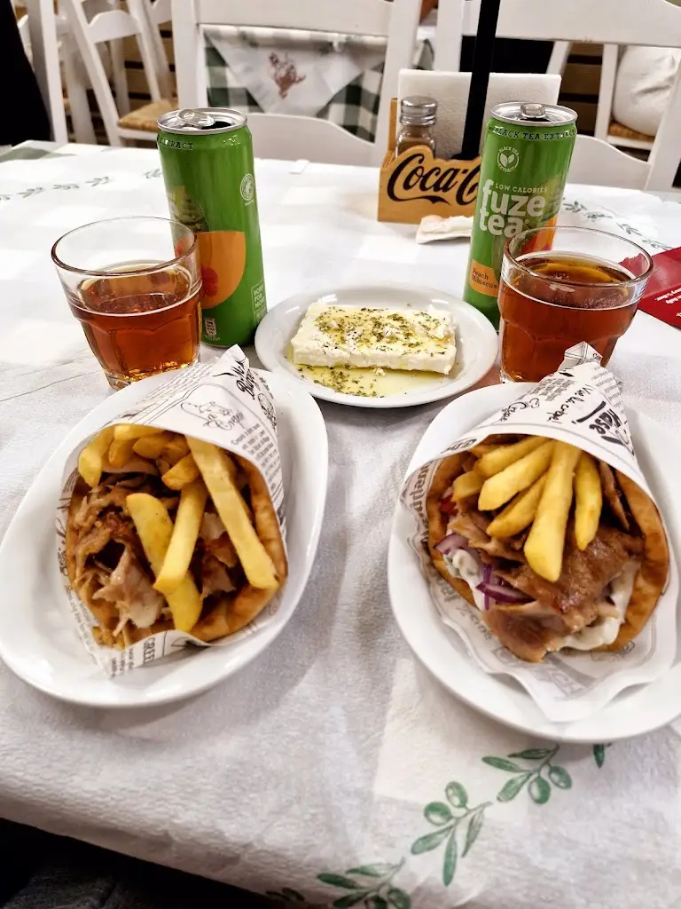 Ivona Sazdova_Simple Gyros Grill House Parga_Párga_Bewertung