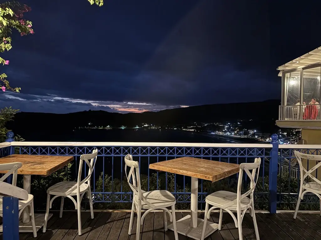 Sakis_Párga_slider_image_3