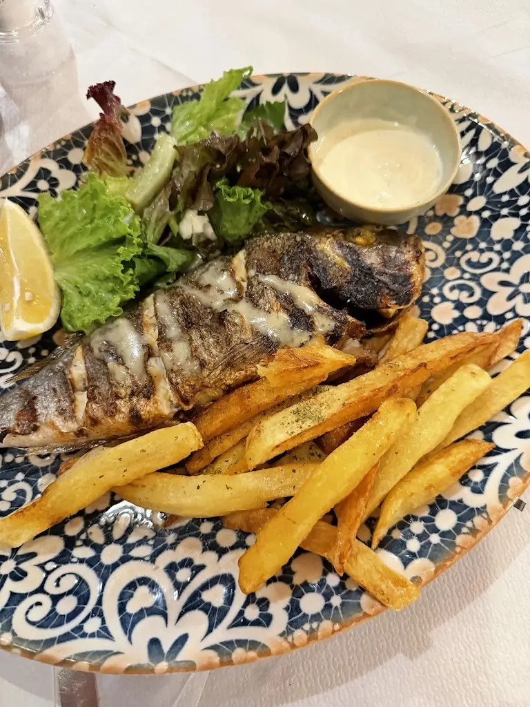 Katarina Lazarevic_Taverna krioneri parga_Párga_Bewertung