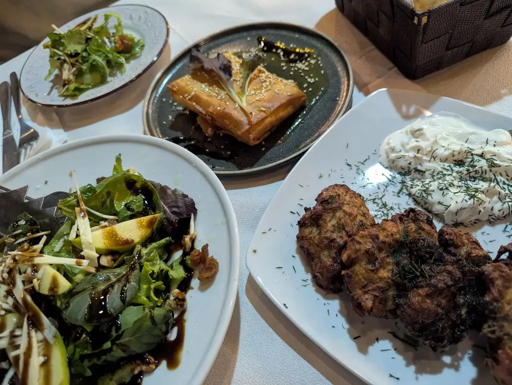 Kirdneh Hcok_Το Σούλι_Pérdika_Bewertung