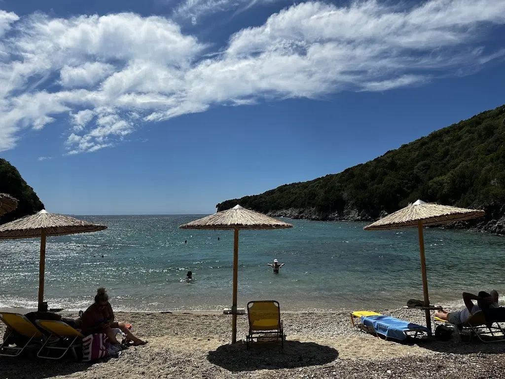 Hector H_Canteen Nomads_Pérdika_Bewertung