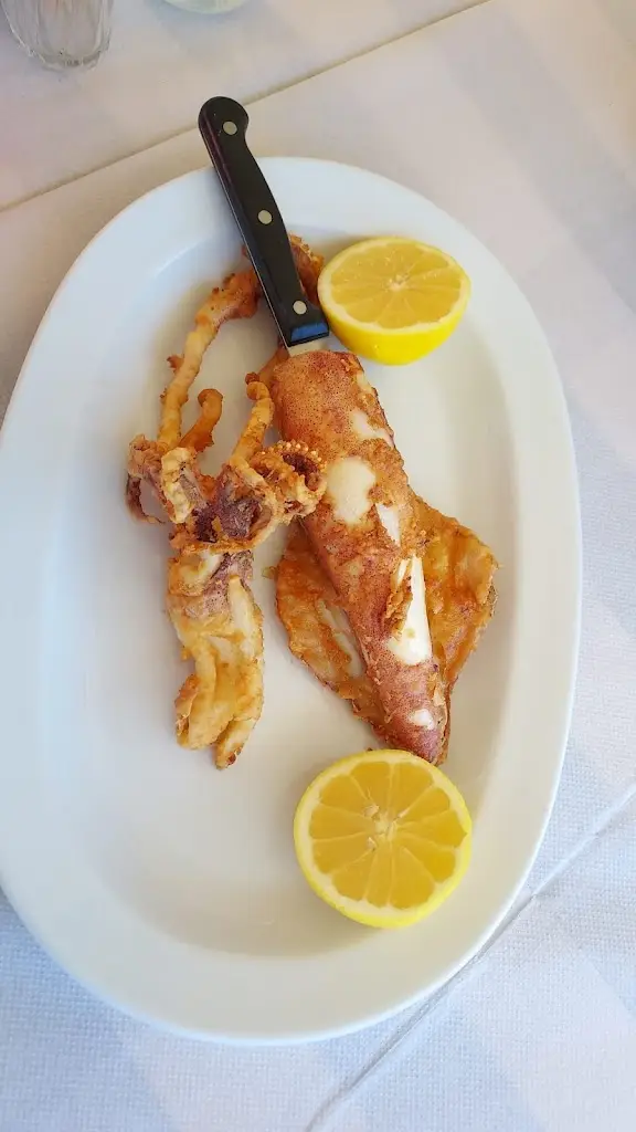 Mary Looi_THE tEN_Pérdika_review