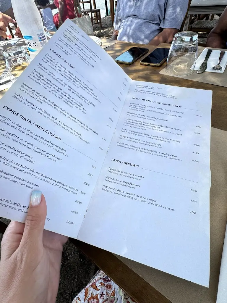 Menü_Fyki Beach Restaurant_Pérdika_Bild_3