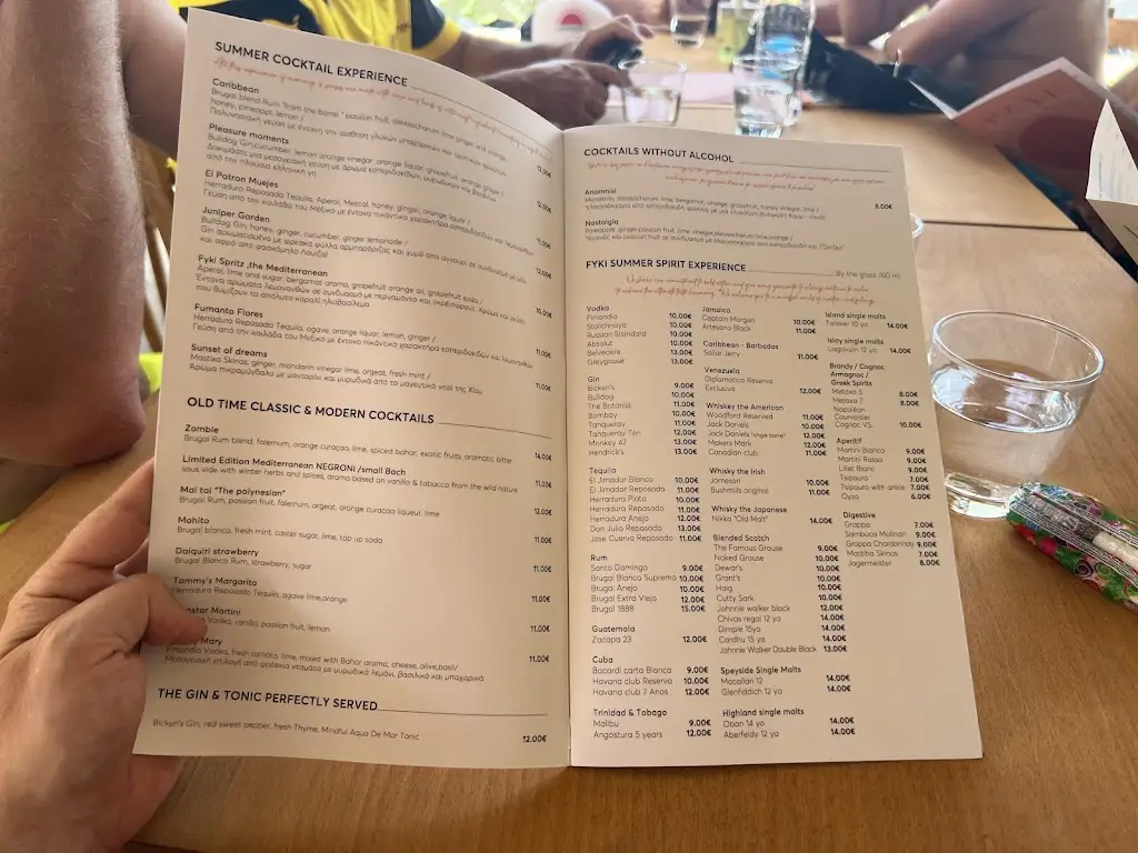 Menü_Fyki Beach Restaurant_Pérdika_Bild_4