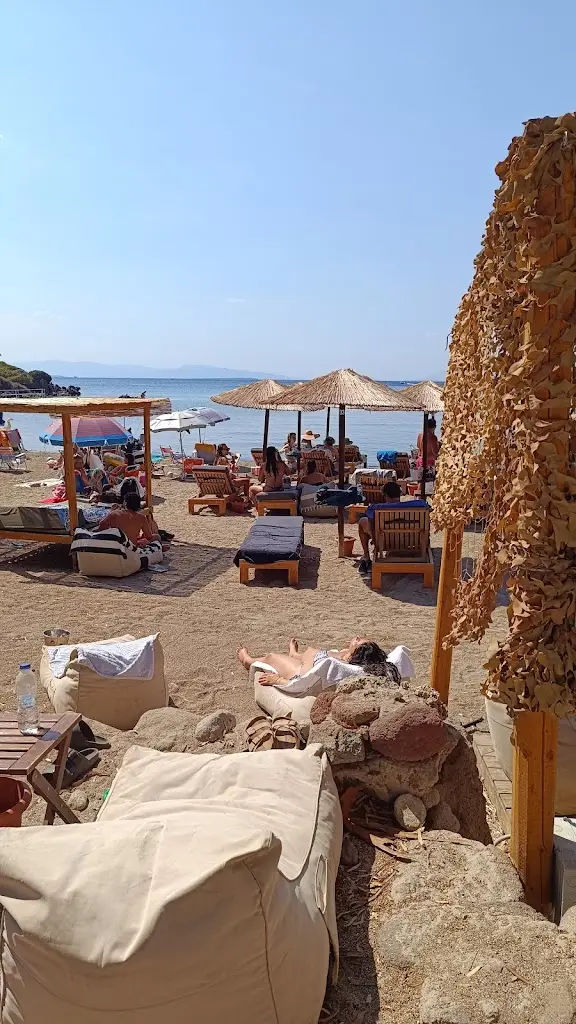 Harris Xanthopoulos_Fyki Beach Restaurant_Pérdika_Bewertung