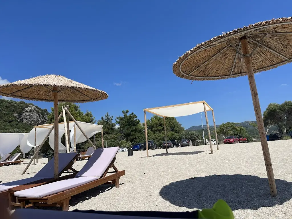 NIKOS PANAGIOTOU_VENUE BEACH BAR_Pérdika_Bewertung