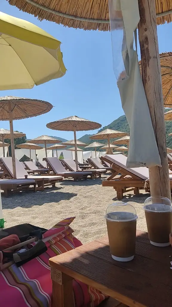 VENUE BEACH BAR_Pérdika_slider_image_2